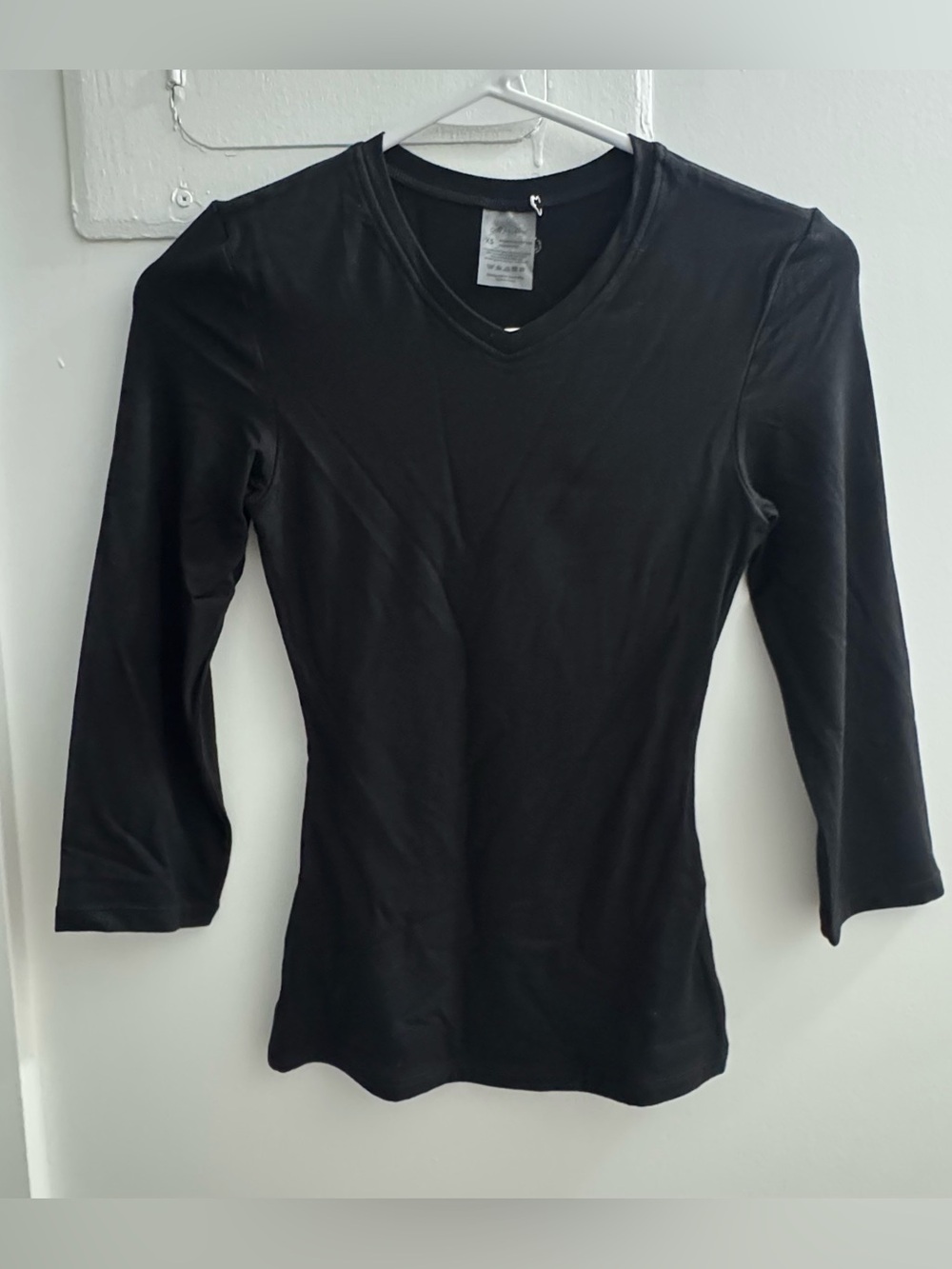 ALL FOR MIMI V-NECK TOP